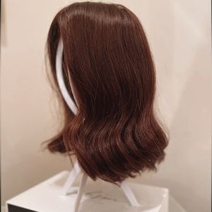 Brand New wig from Maddison Wigs! Never worn, comes in silk bag in Maddison box.